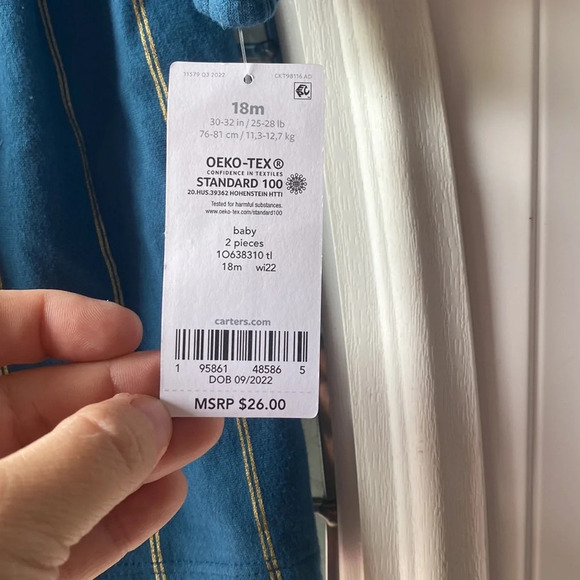 Carter Baby Glitter Fleece Dress size 18 months and a LOVE sweatshirt - Picture 9 of 14